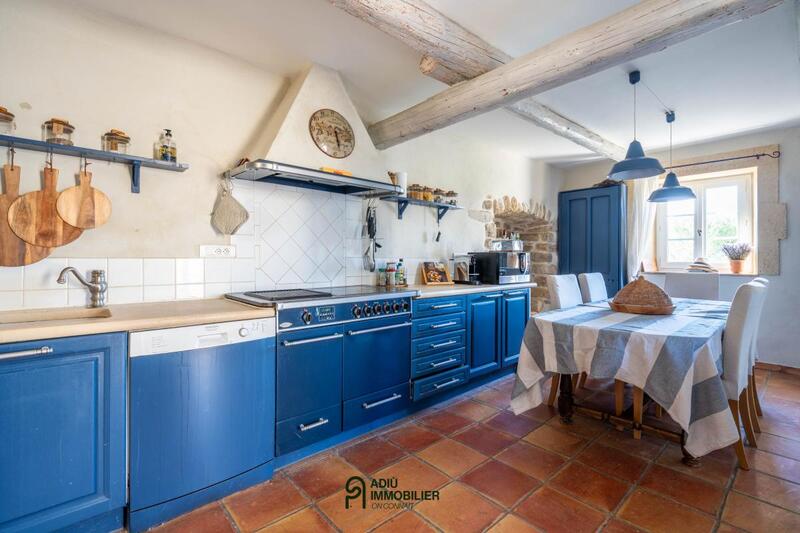 Mas - 205 m² - 6 pièces