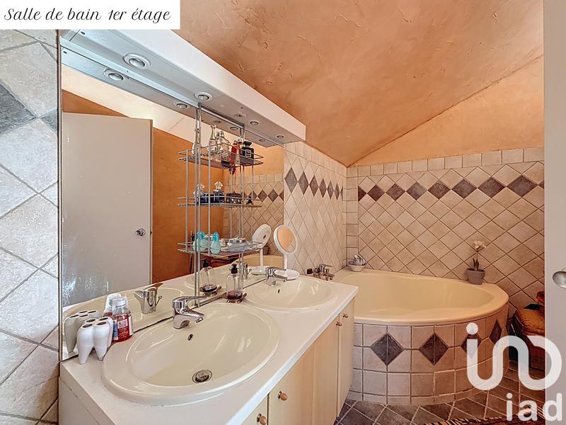 Maison - 163 m² - 6 pièces