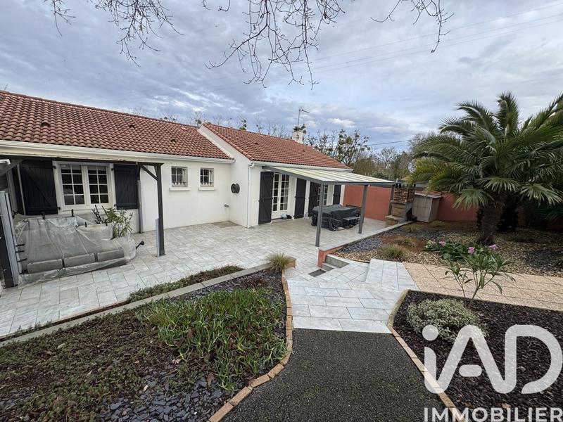 Maison - 102 m² - 4 pièces