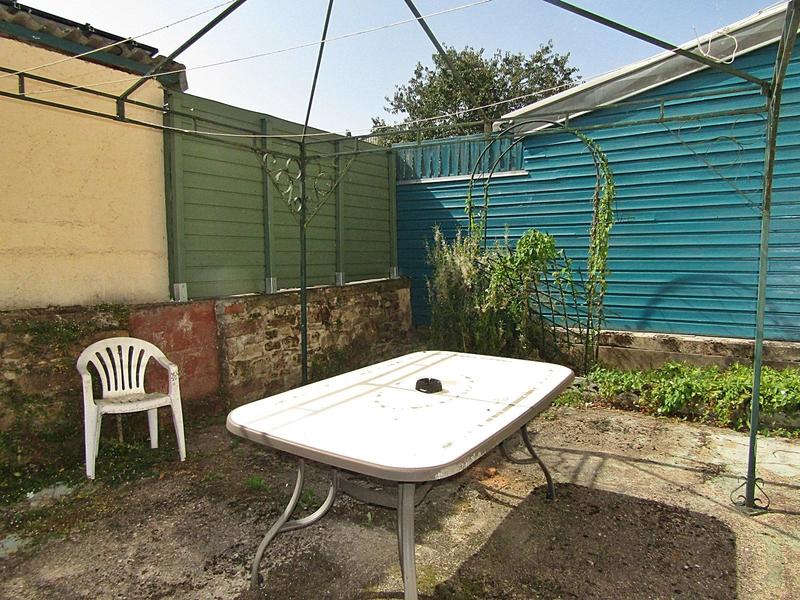 Maison - 189 m² - 8 pièces