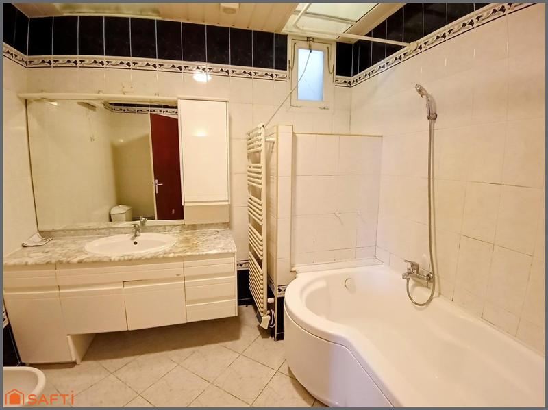 Appartement - 122 m² - 4 pièces