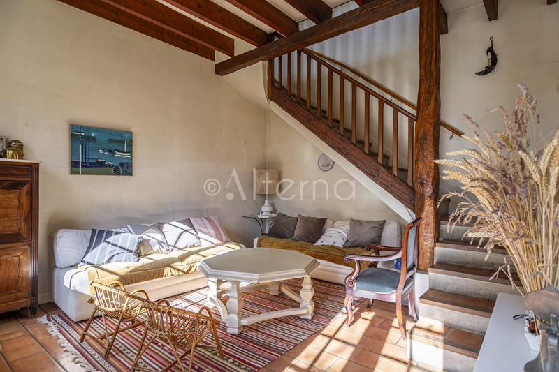 Maison ancienne - 205 m² - 7 pièces