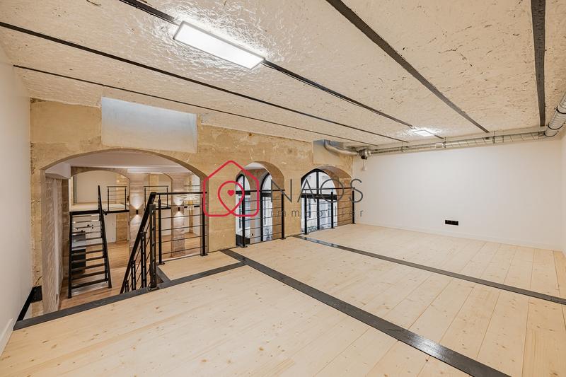 Local d'activités - 169 m²