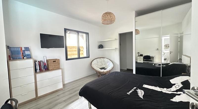 Maison d'architecte - 220 m² - 7 pièces