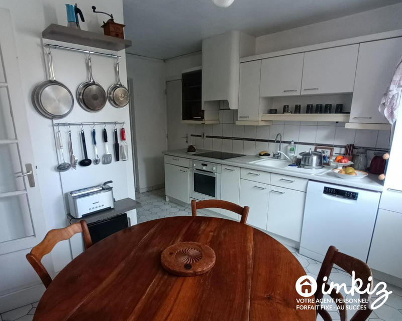 Maison - 137 m² - 6 pièces