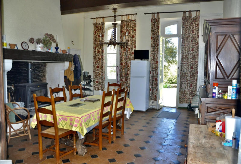 Château - 567 m² - 15 pièces