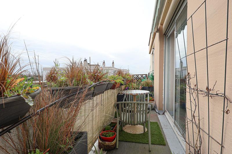 Appartement - 77 m² - 4 pièces