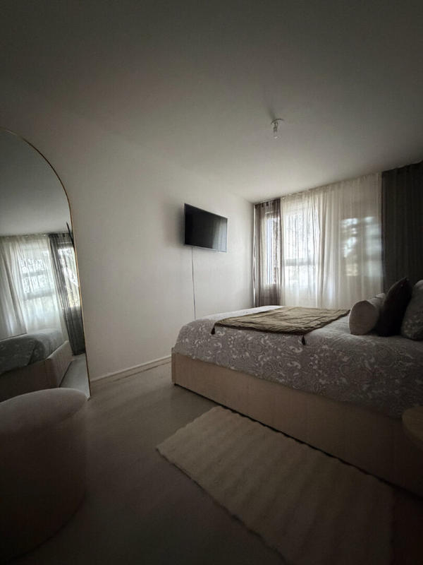 Appartement - 88 m² - 5 pièces