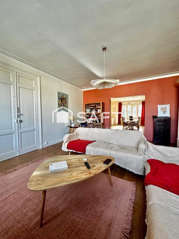 Maison de maîtres - 321 m² - 9 pièces