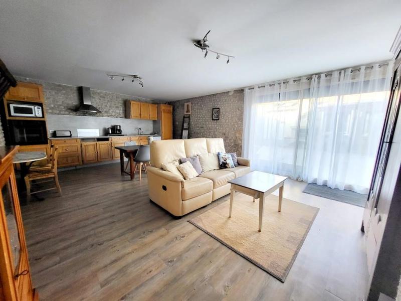 Maison - 186 m² - 8 pièces