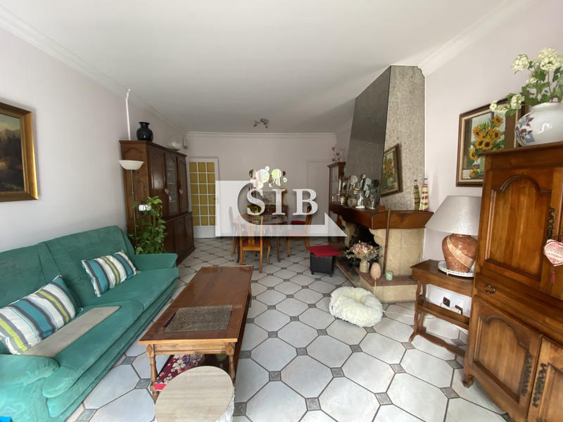 Maison - 149 m² - 7 pièces