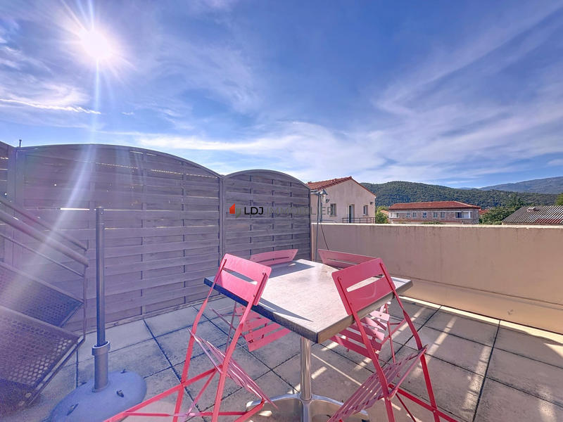 Maison - 196 m² - 5 pièces