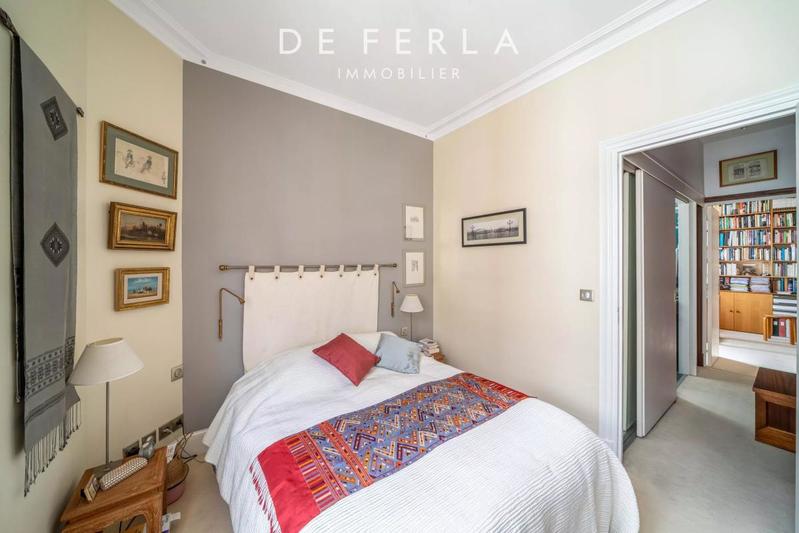 Appartement - 120 m² - 6 pièces