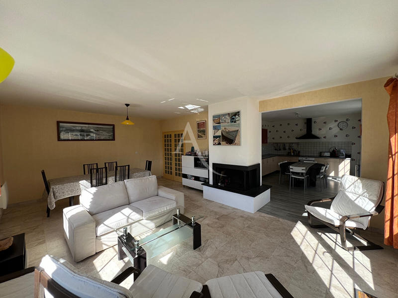 Maison - 131 m² - 6 pièces