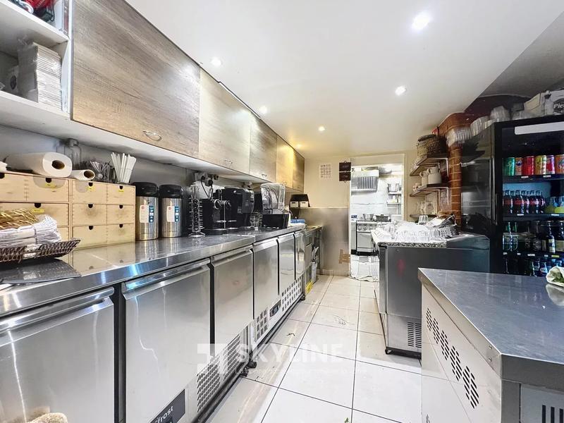 Fonds de commerce - Magasins - 110 m²