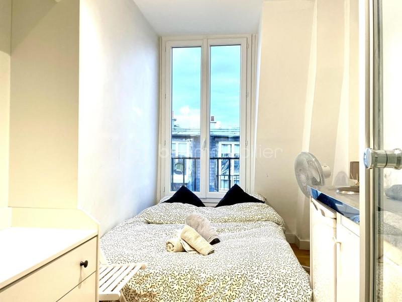 Studio - 9 m² - 1 pièce