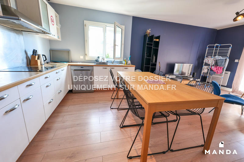 Chambre - 86 m² - 5 pièces