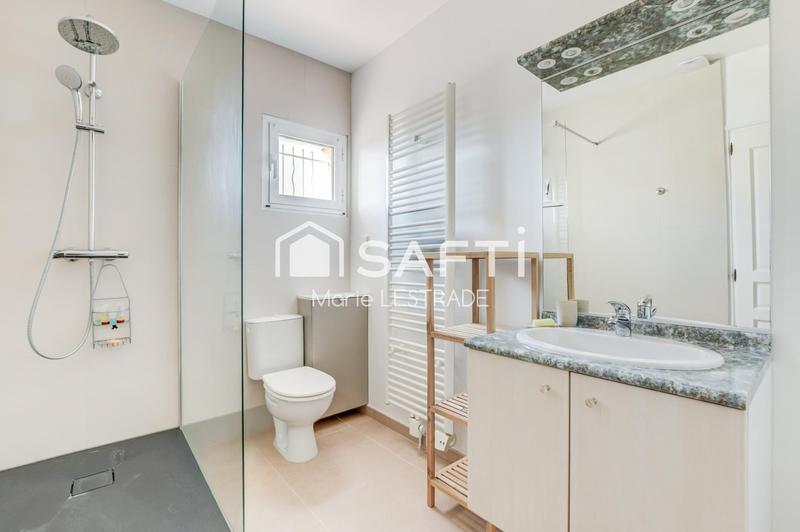 Maison - 189 m² - 6 pièces