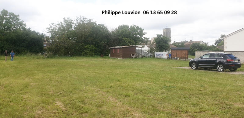 Terrain constructible - 1 500 m²