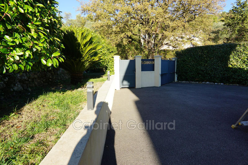 Maison - 98 m² - 3 pièces