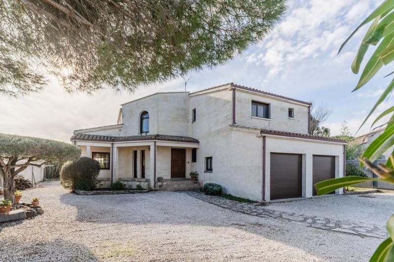Villa - 185 m² - 5 pièces