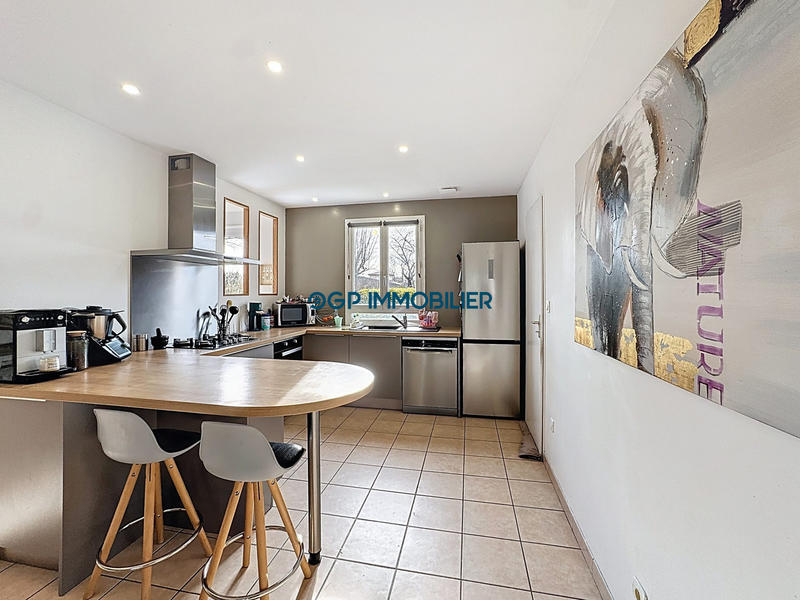 Maison - 92 m² - 4 pièces