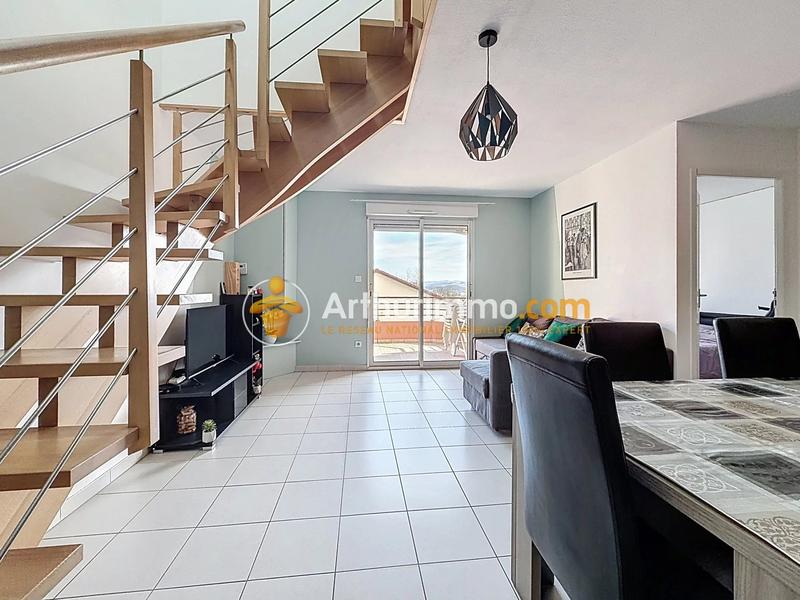 Appartement - 95 m² - 5 pièces