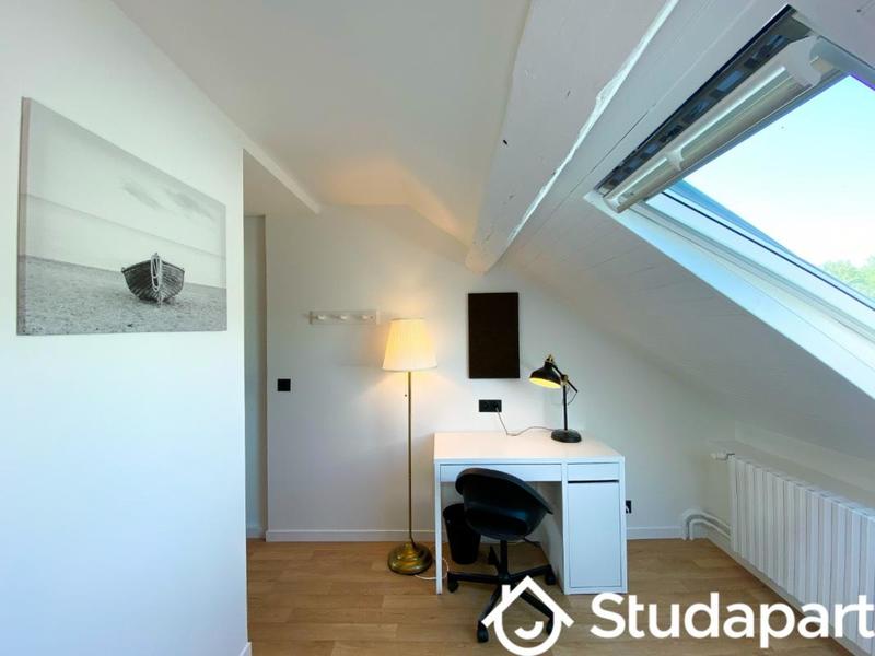 Maison - 300 m² - 1 pièce