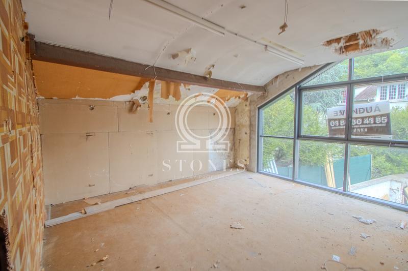 Appartement - 150 m² - 4 pièces