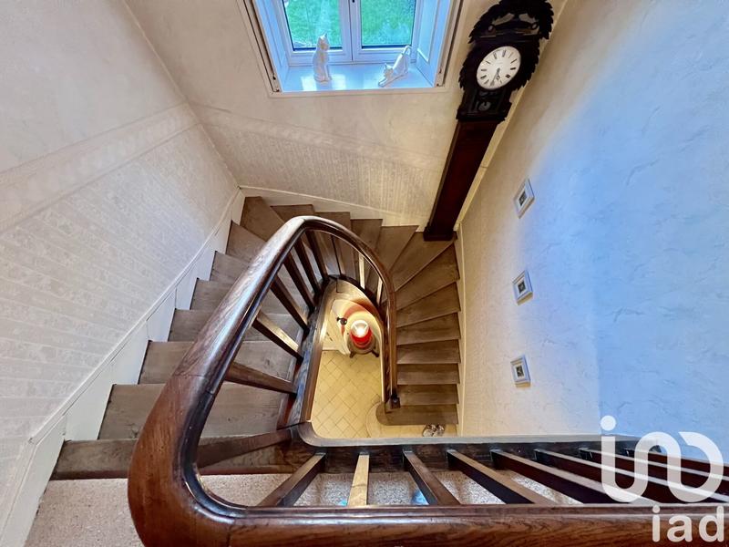 Maison - 400 m² - 13 pièces