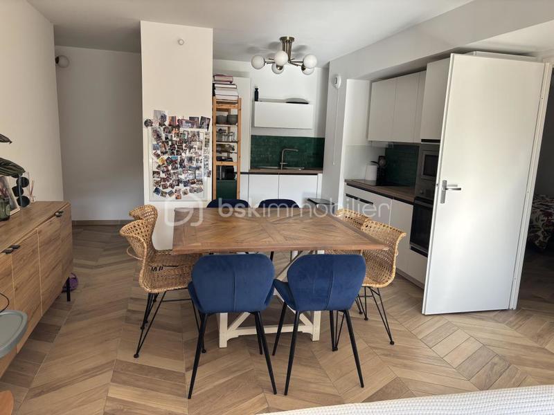 Appartement - 73 m² - 2 pièces