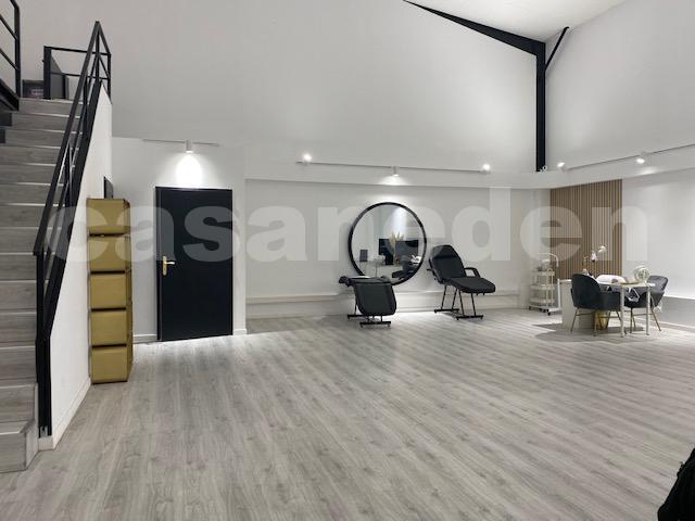 Local commercial - 263 m²