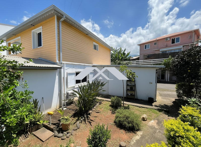 Maison - 142 m² - 7 pièces