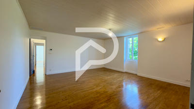 Maison - 98 m² - 4 pièces