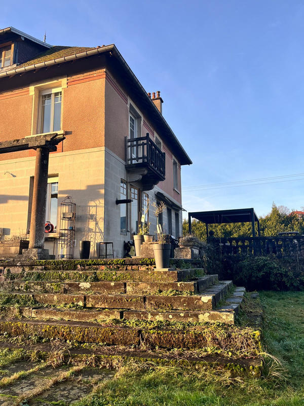 Maison - 153 m² - 6 pièces