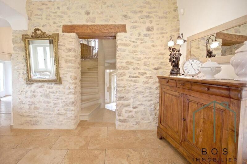 Maison - 200 m² - 6 pièces