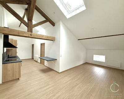 Appartement - 80 m² - 4 pièces