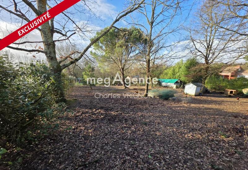 Terrain constructible - 750 m²