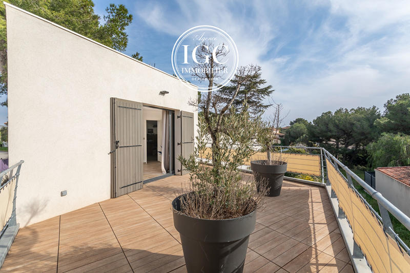 Maison - 180 m² - 5 pièces