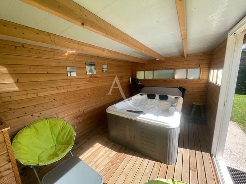 Maison - 186 m² - 6 pièces