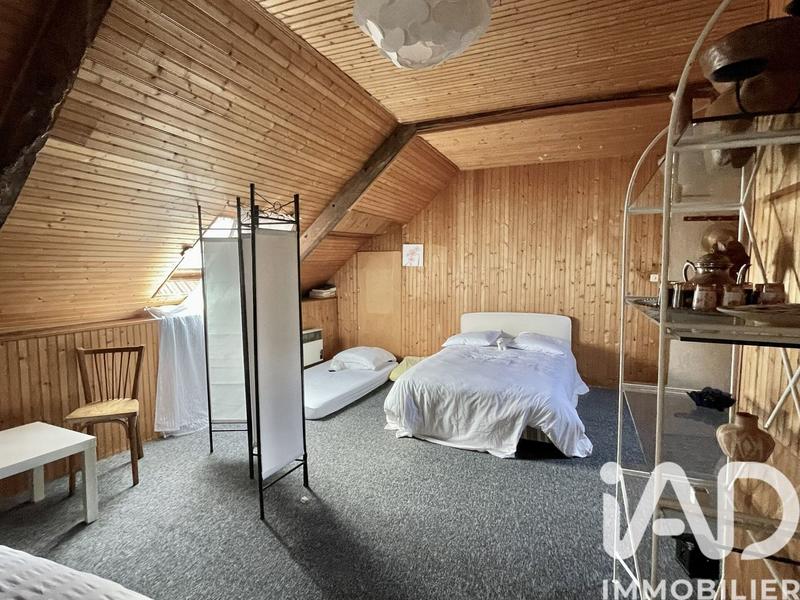 Maison - 254 m² - 7 pièces