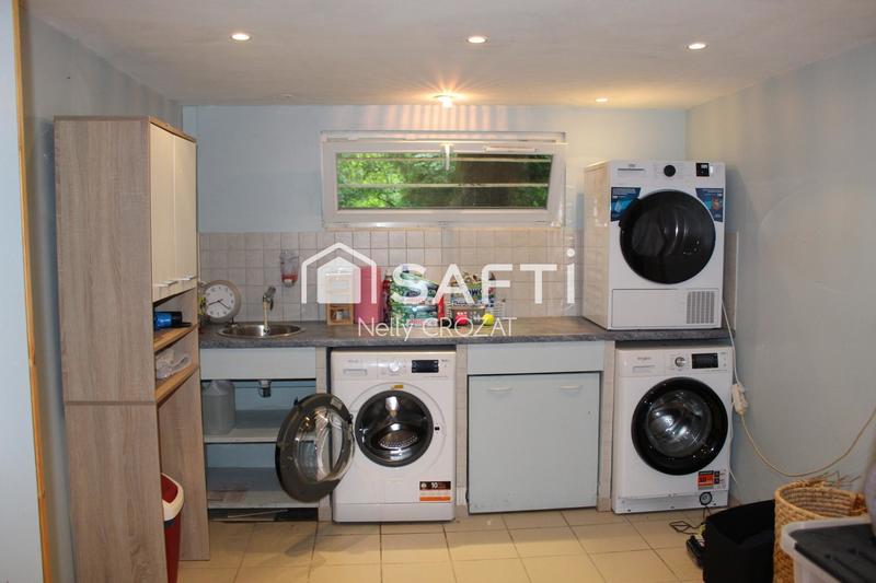 Maison - 139 m² - 7 pièces