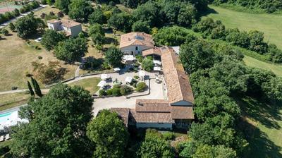 Maison de domaine - 1 000 m² - 22 pièces