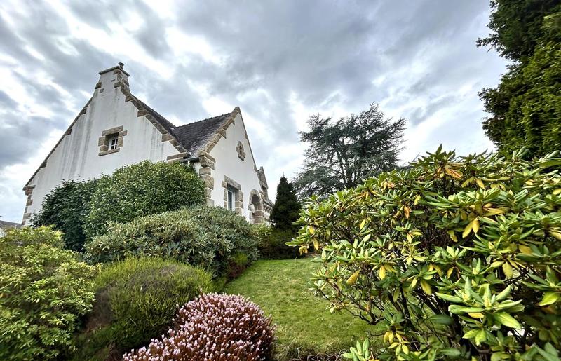 Maison traditionnelle - 145 m² - 6 pièces