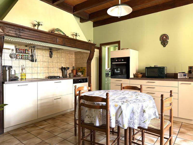 Corps de ferme - 179 m² - 10 pièces