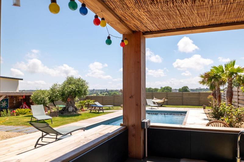 Propriété - 191 m² - 5 pièces