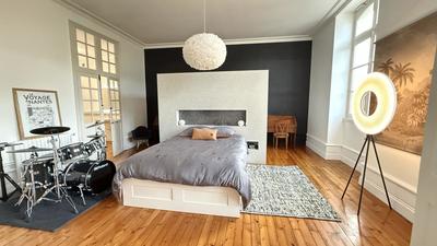 Appartement - 166 m² - 5 pièces