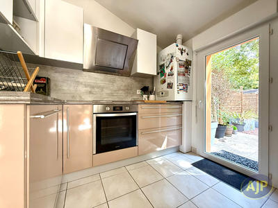 Maison - 82 m² - 4 pièces