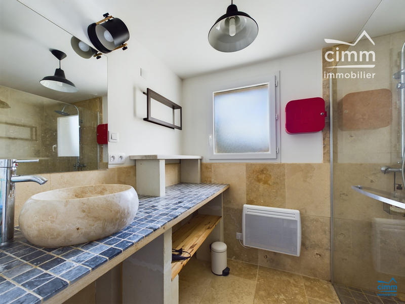 Maison traditionnelle - 88 m² - 4 pièces