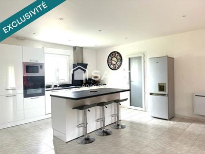 Maison - 104 m² - 6 pièces